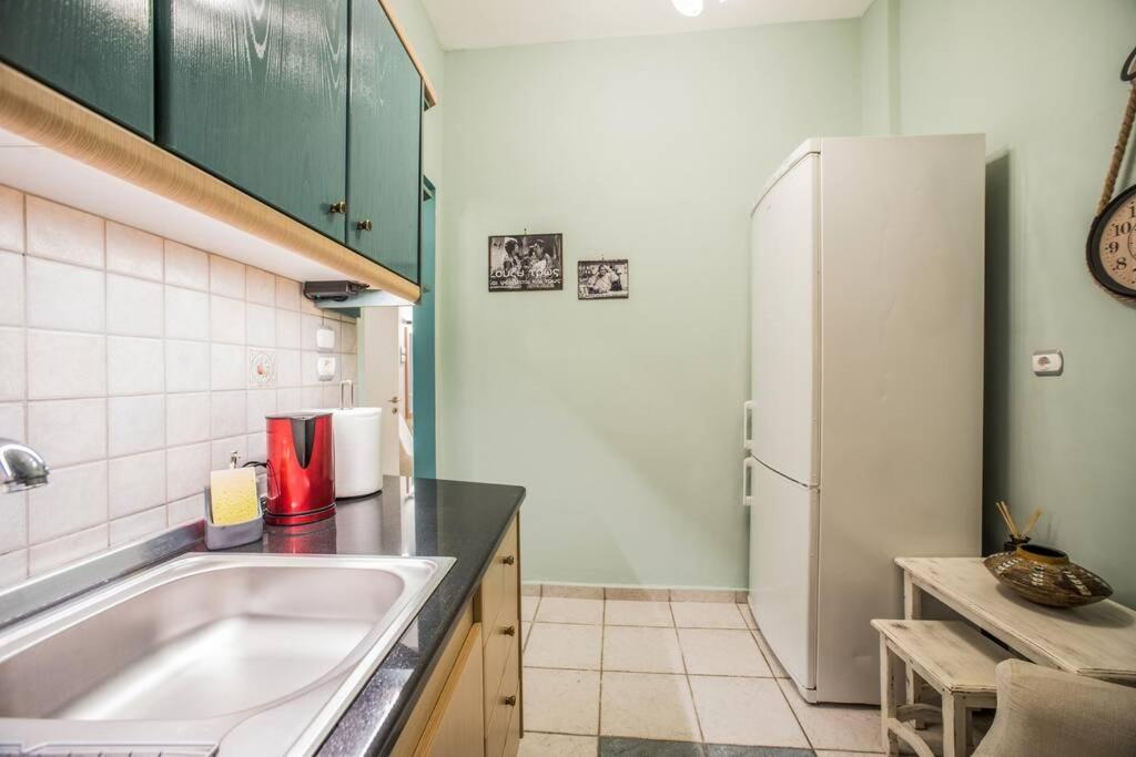 Athinas Apartment Pireus Eksteriør bilde