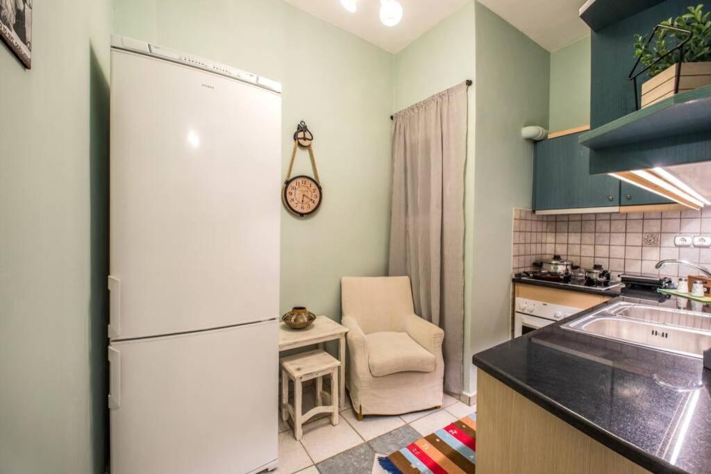 Athinas Apartment Pireus Eksteriør bilde